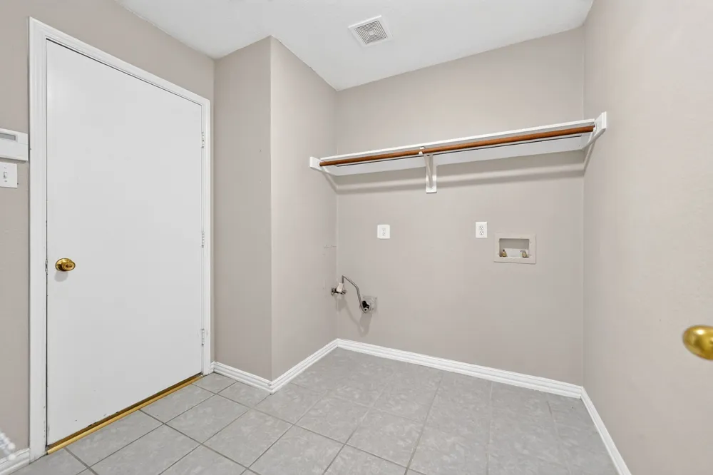 2713 Planetree Drive Rowlett, TX 75089