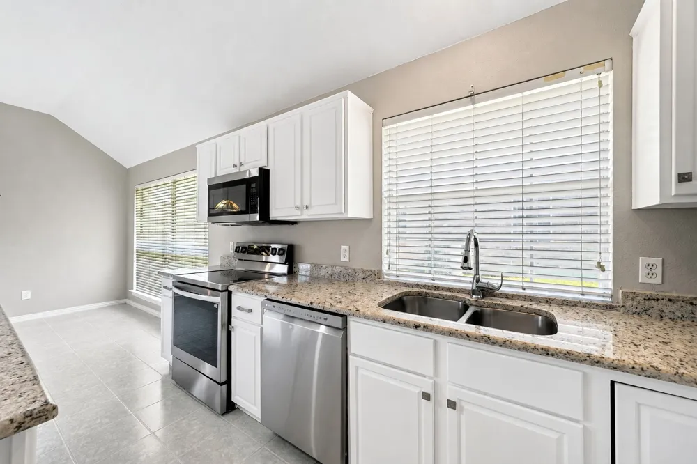 2713 Planetree Drive Rowlett, TX 75089