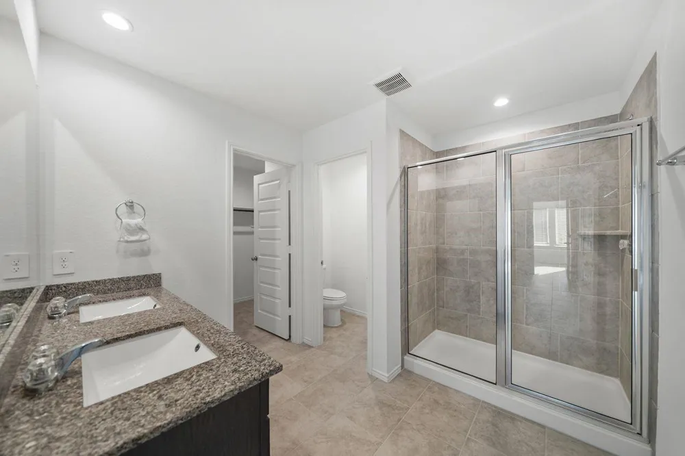 7502 Fierce Friesian Lane Rosharon, TX 77583