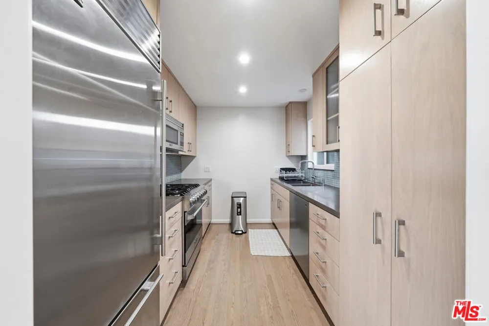 1342 Stanford Street #7 Santa Monica, CA 90404