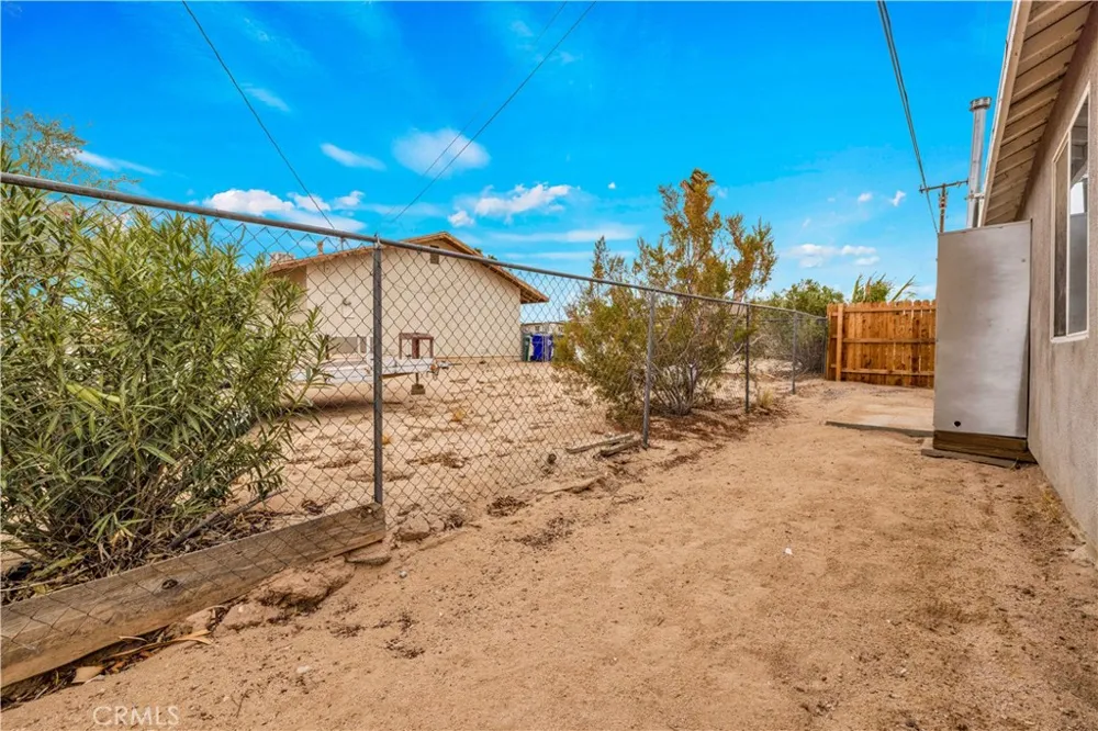 6104 Chia Avenue 29 Palms, CA 92277