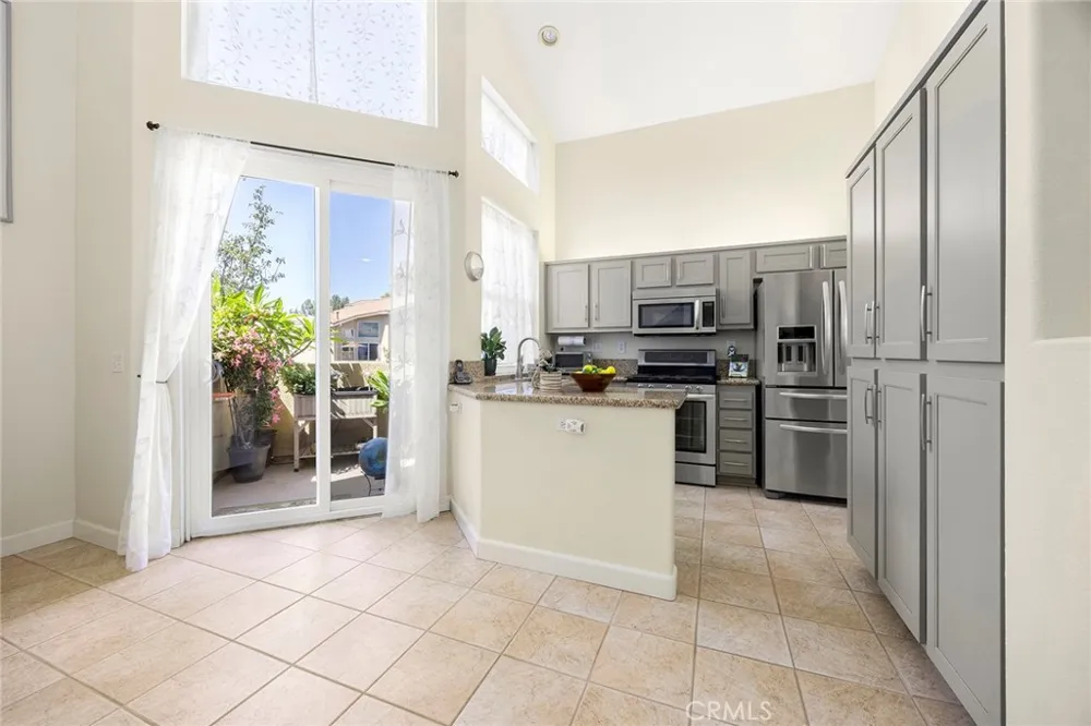 7930 E Monte Carlo Avenue Anaheim Hills, CA 92808