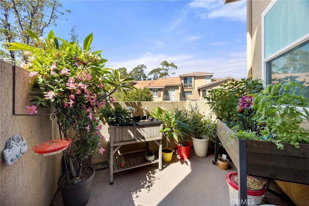 7930 E Monte Carlo Avenue Anaheim Hills, CA 92808