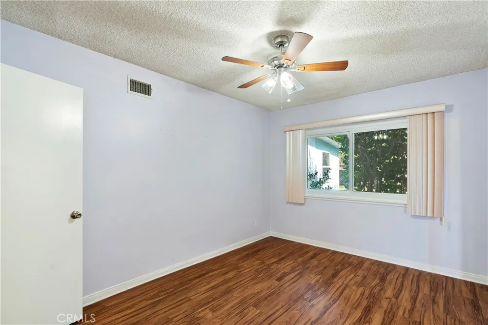 11441 Wish Avenue Granada Hills, CA 91344
