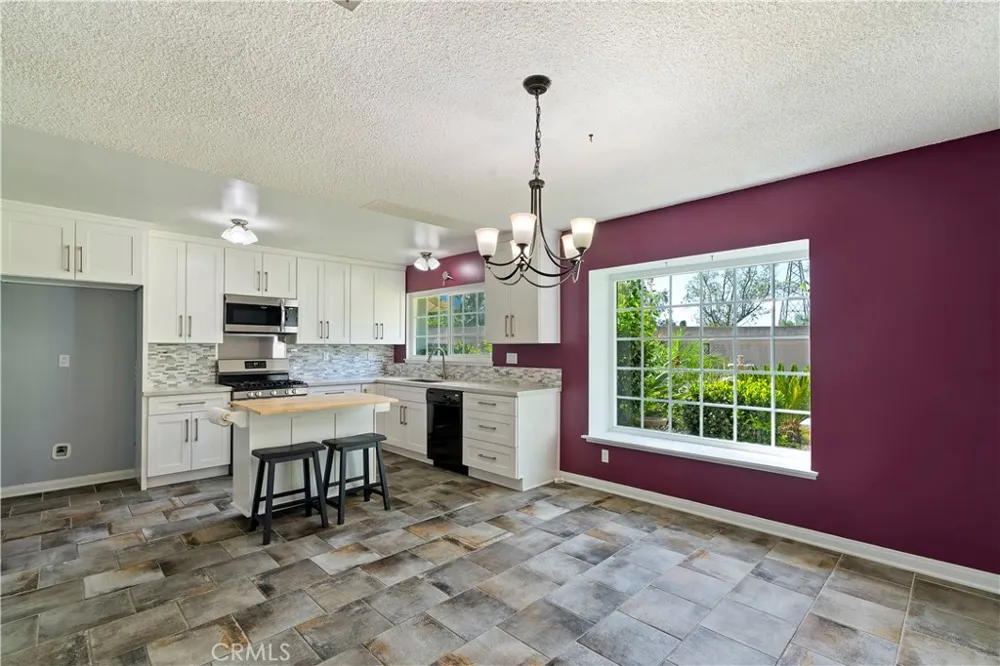 11441 Wish Avenue Granada Hills, CA 91344