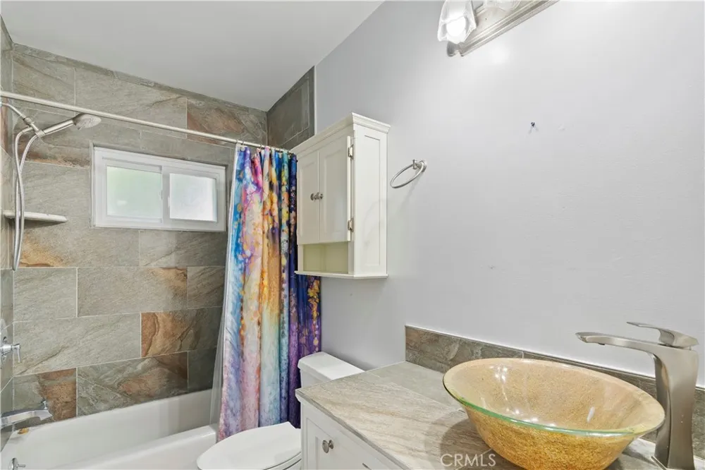 11441 Wish Avenue Granada Hills, CA 91344