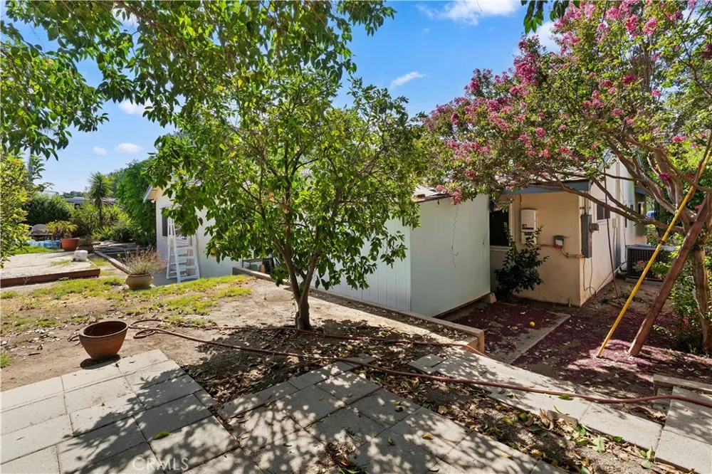 11441 Wish Avenue Granada Hills, CA 91344