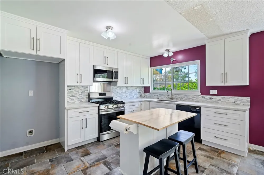 11441 Wish Avenue Granada Hills, CA 91344