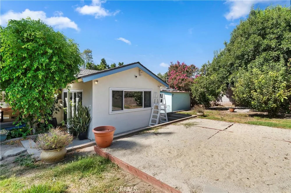 11441 Wish Avenue Granada Hills, CA 91344