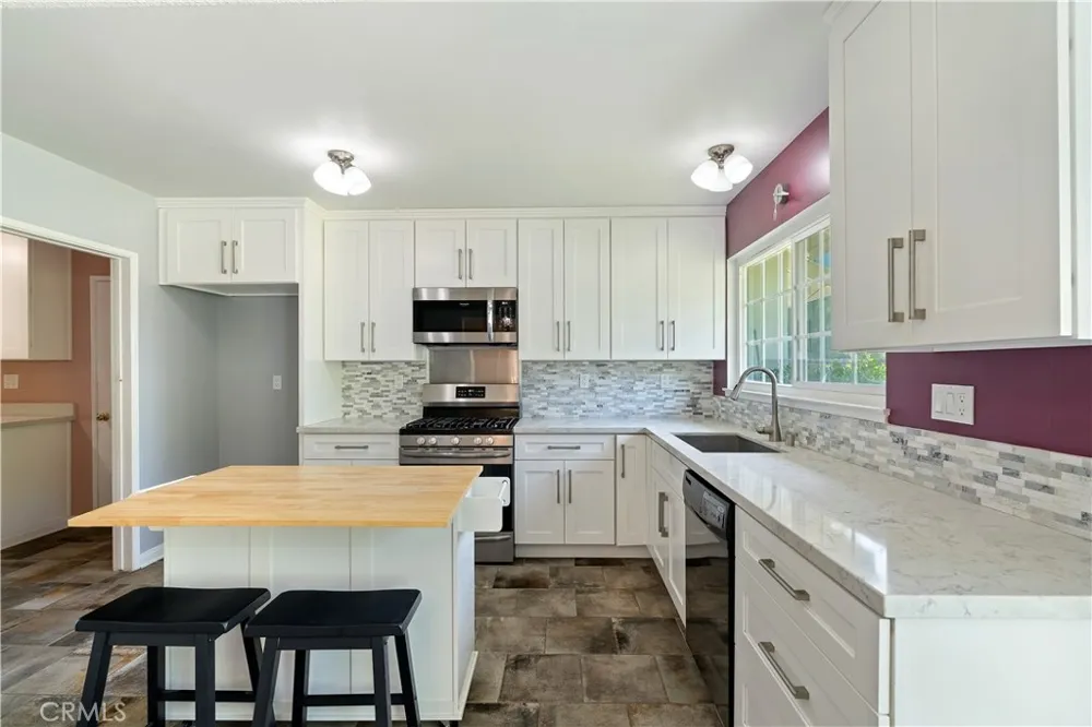 11441 Wish Avenue Granada Hills, CA 91344