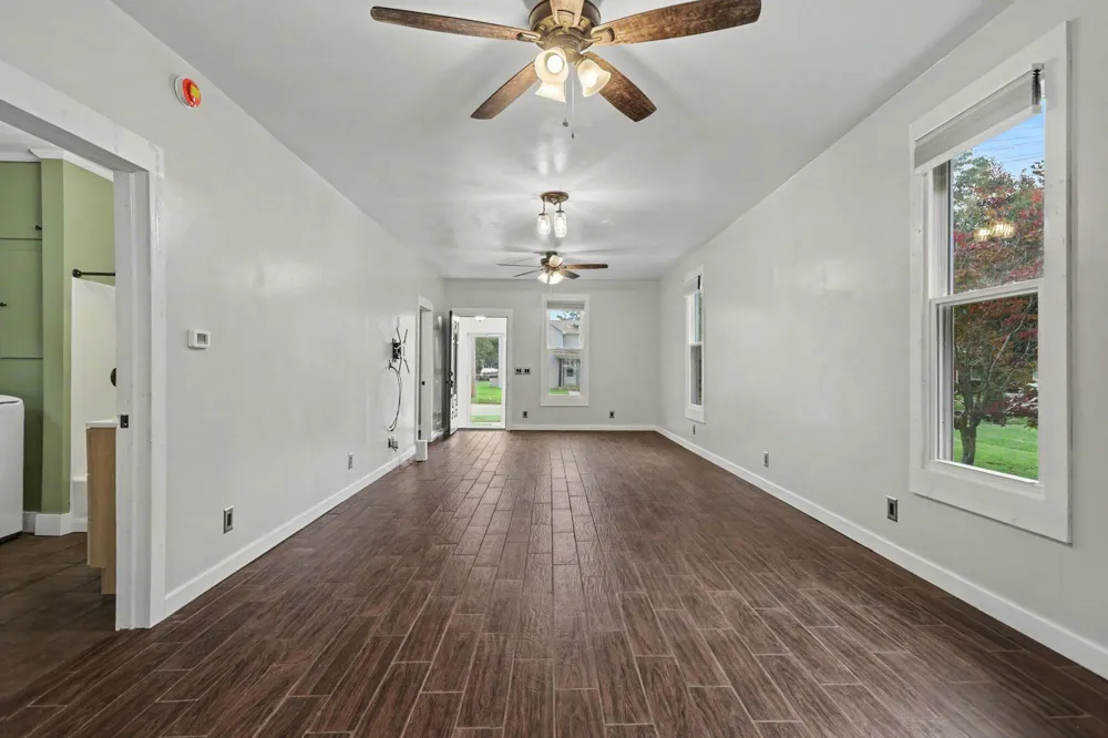 817 W Hanover Street Marshall, MI 49068
