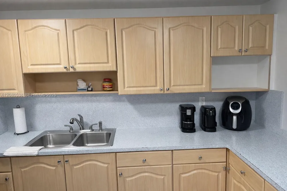 10090 NW 80th Ct #1540 Hialeah Gardens, FL 33016