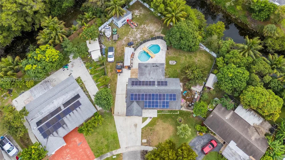8330 NW 3rd St Pembroke Pines, FL 33024