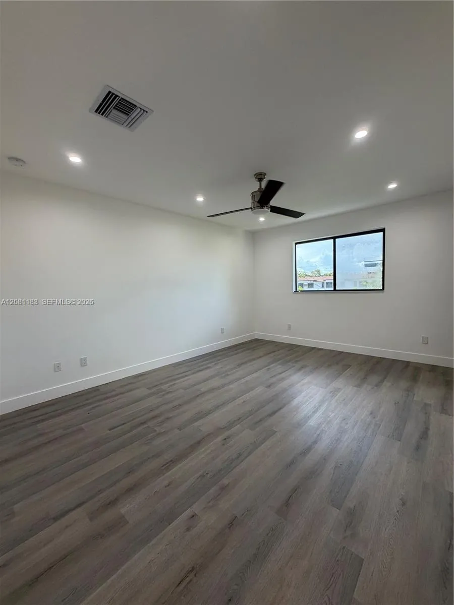 4655 SW 32nd Ave #2B Dania Beach, FL 33312