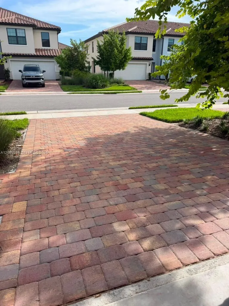 1527 Fells Cove Ln #1527 Cape Coral, FL 33909