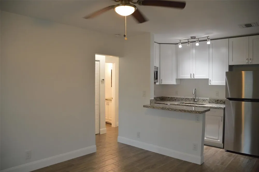823 NE 14th Court Fort Lauderdale, FL 33304