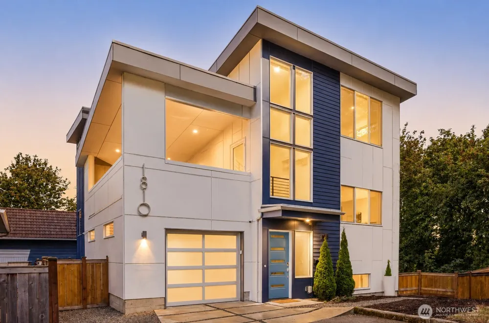 1810 SW Dakota Street Seattle, WA 98106