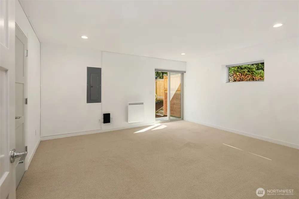 1810 SW Dakota Street Seattle, WA 98106