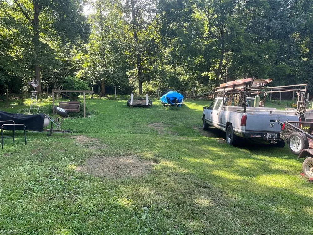 4631 Calhoun Drive Liberty, NC 27298