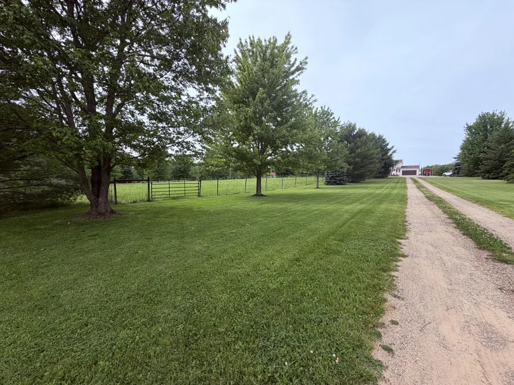 6585 Sinclair Road Bainbridge Township, MI 49111
