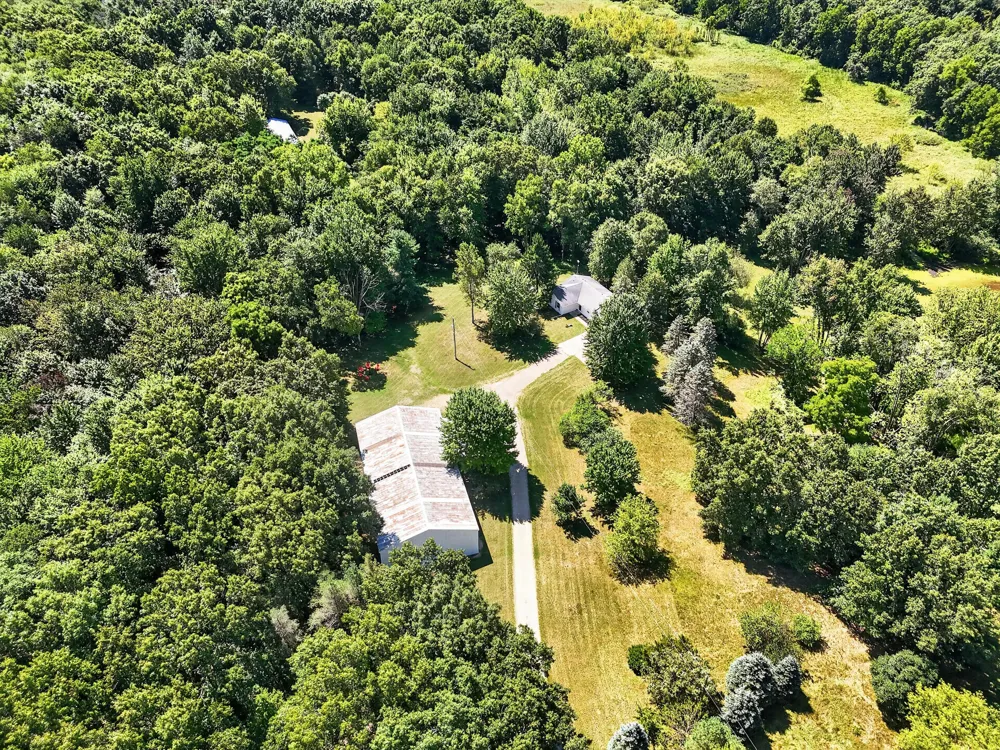 1865 Lindsey Road Unknown, MI 49201