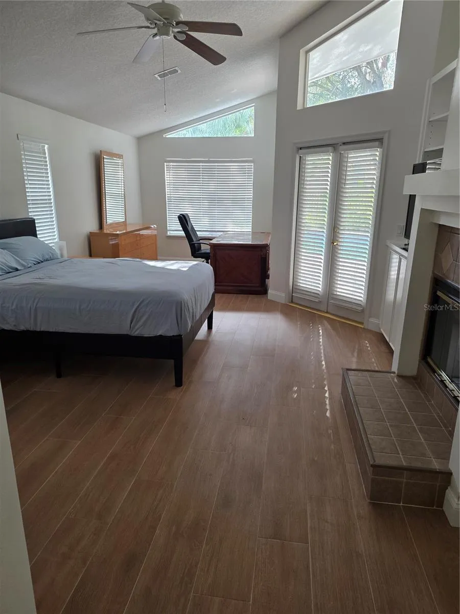 1924 AYRSHIER PLACE Oviedo, FL 32765