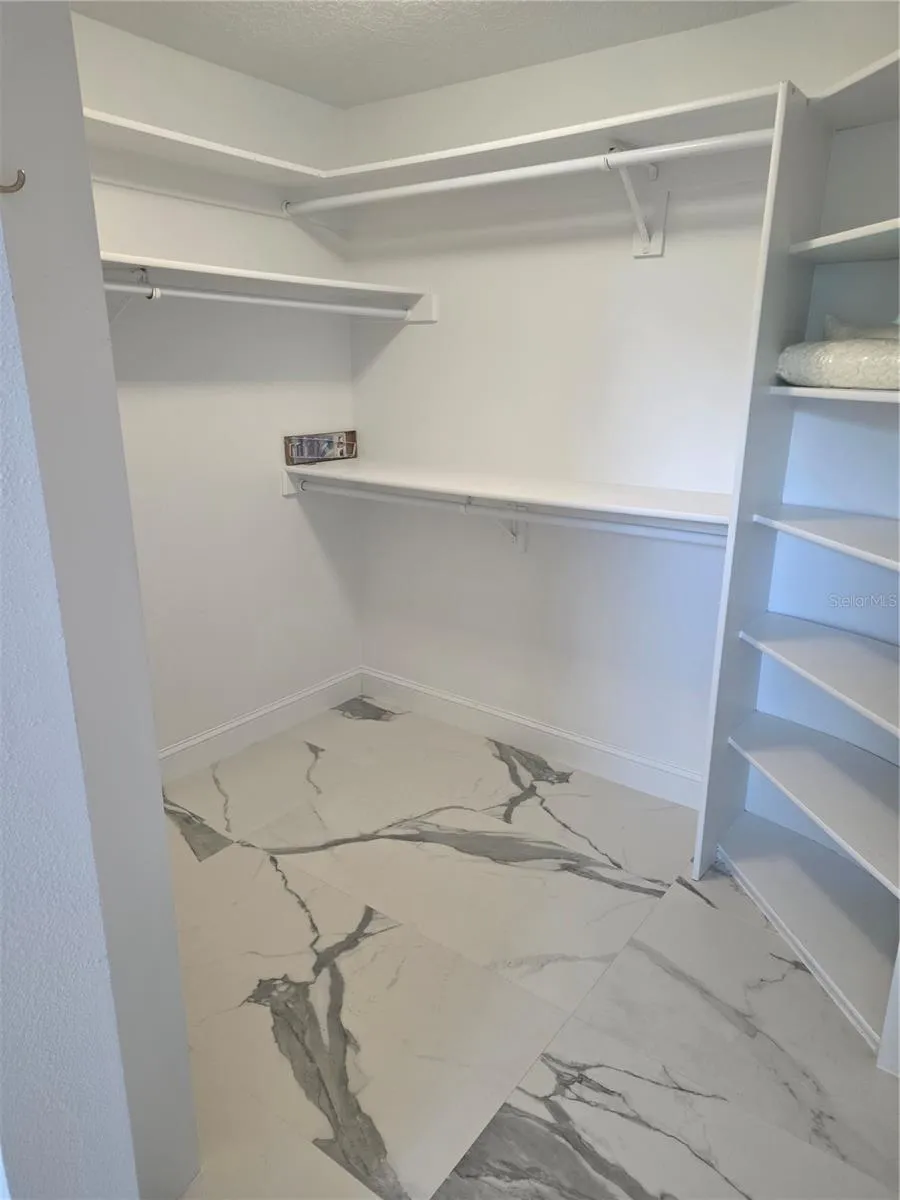 1924 AYRSHIER PLACE Oviedo, FL 32765