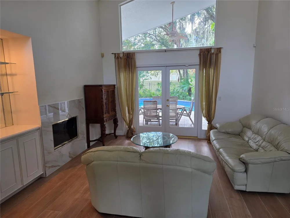 1924 AYRSHIER PLACE Oviedo, FL 32765