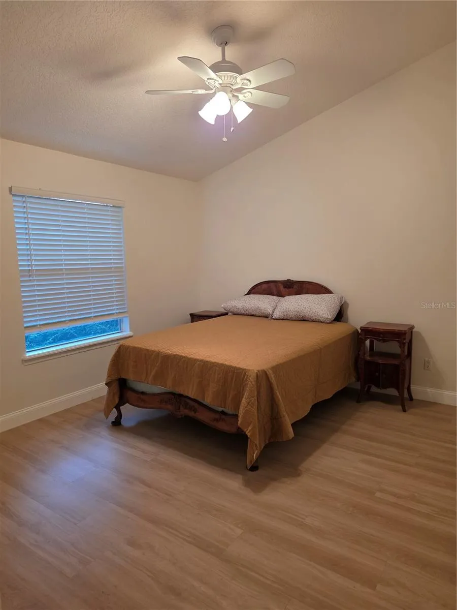 1924 AYRSHIER PLACE Oviedo, FL 32765