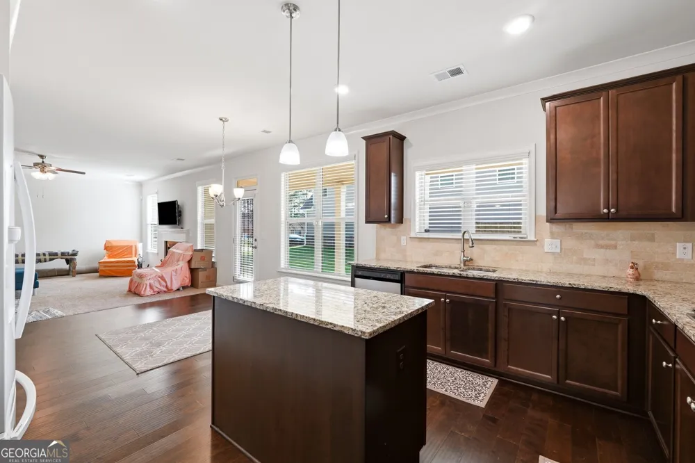 3627 Maple Hill RD Lithonia, GA 30038