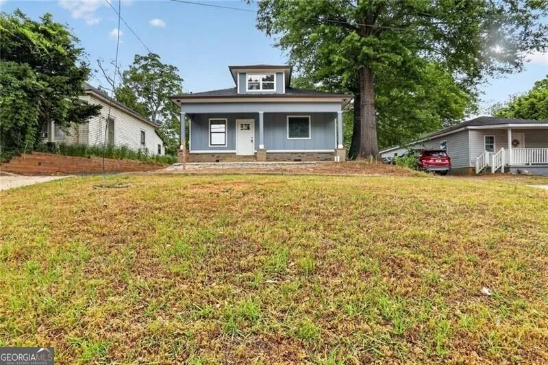 607 E Solomon ST Griffin, GA 30223