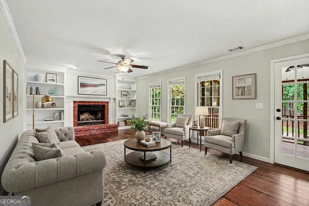 5709 Fairwood DR NW Acworth, GA 30101