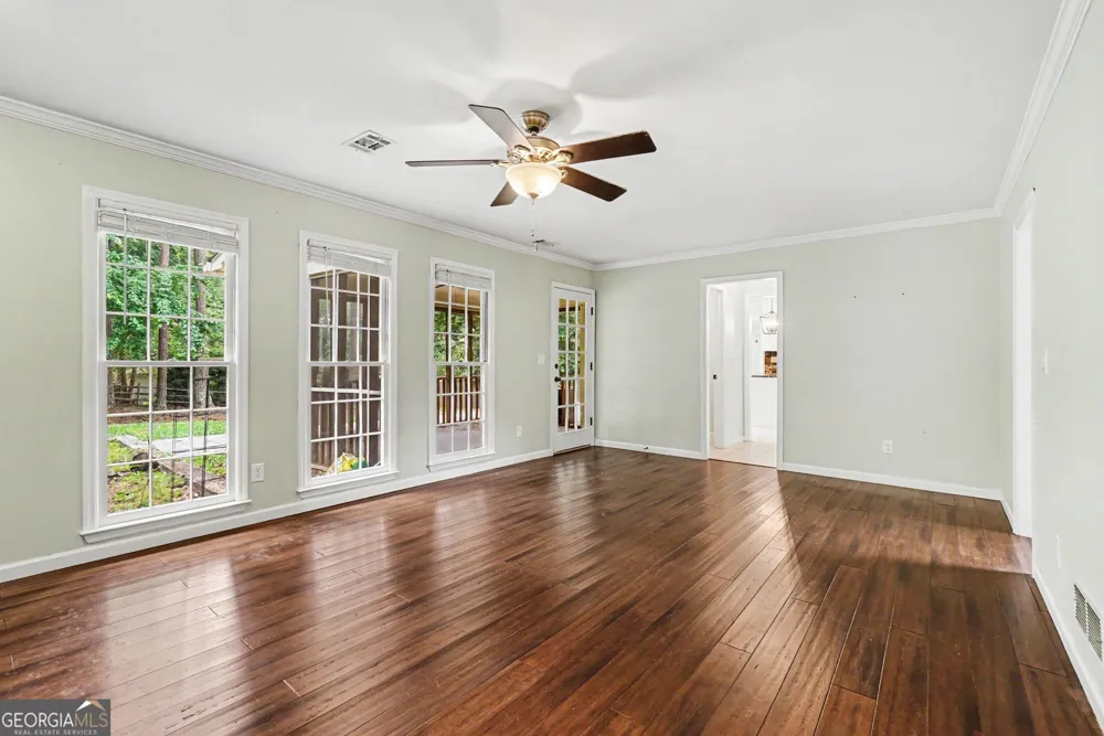 5709 Fairwood DR NW Acworth, GA 30101