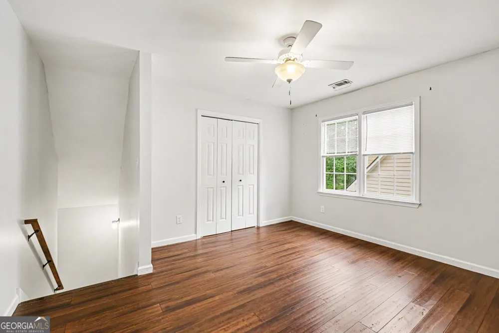 5709 Fairwood DR NW Acworth, GA 30101