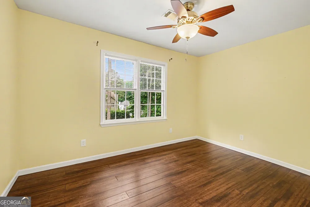 5709 Fairwood DR NW Acworth, GA 30101