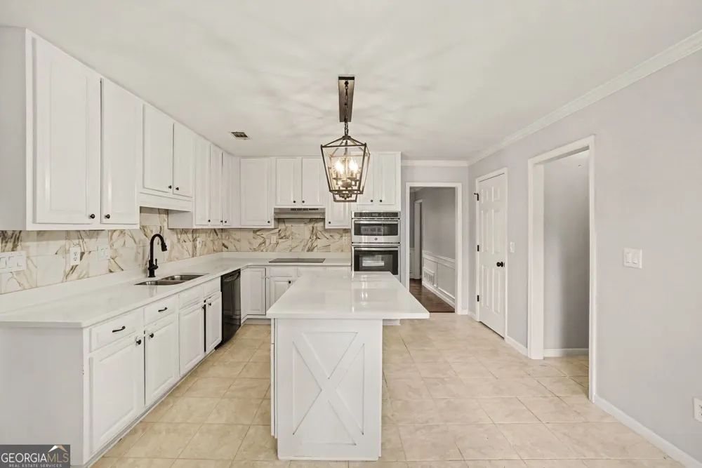 5709 Fairwood DR NW Acworth, GA 30101