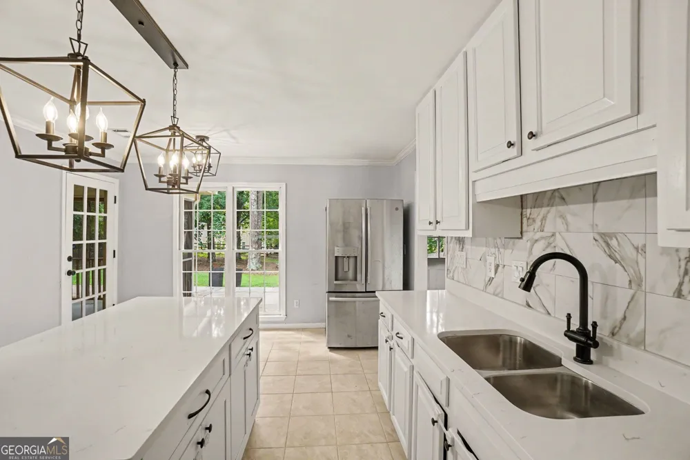 5709 Fairwood DR NW Acworth, GA 30101