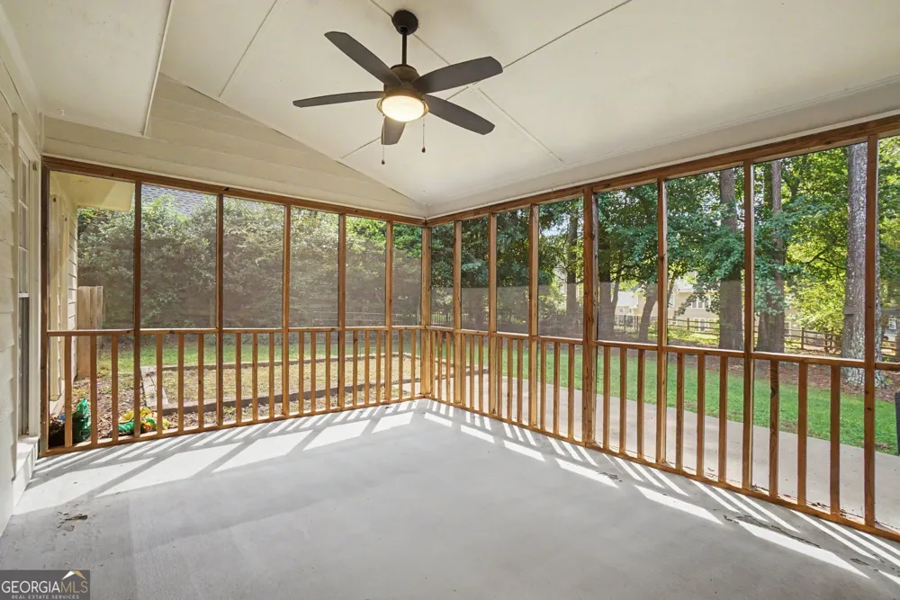 5709 Fairwood DR NW Acworth, GA 30101