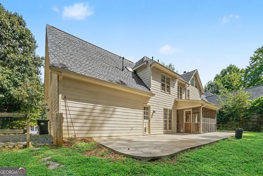 5709 Fairwood DR NW Acworth, GA 30101