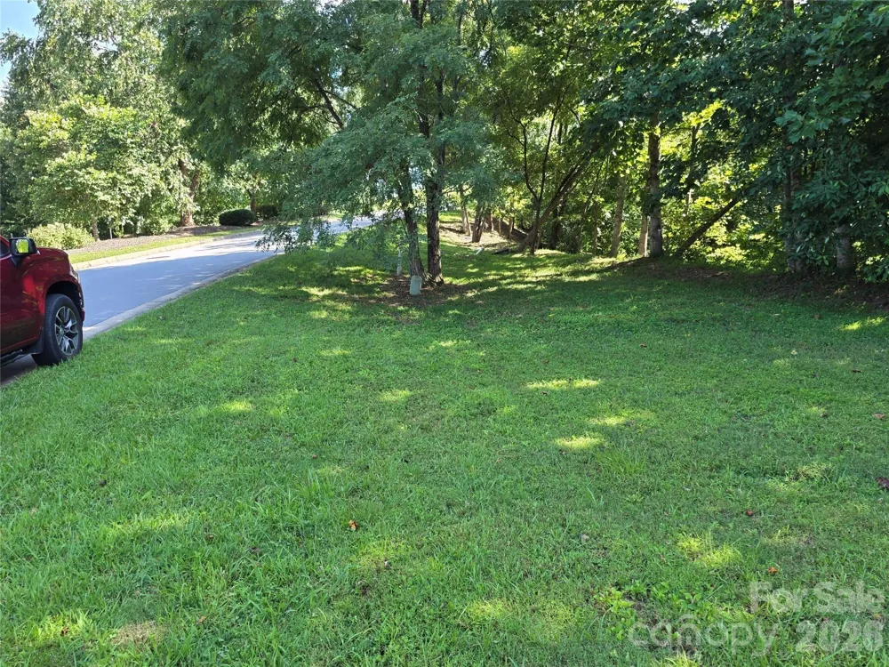 59 Summit Hill Road Hendersonville, NC 28791