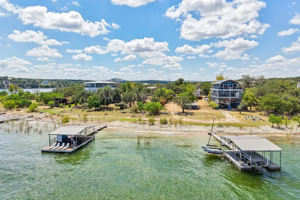 1813 Graveyard Point Road Austin, TX 78734