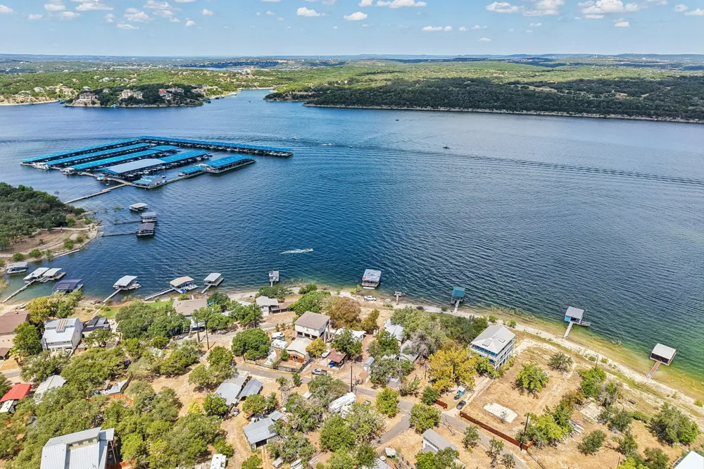 1813 Graveyard Point Road Austin, TX 78734