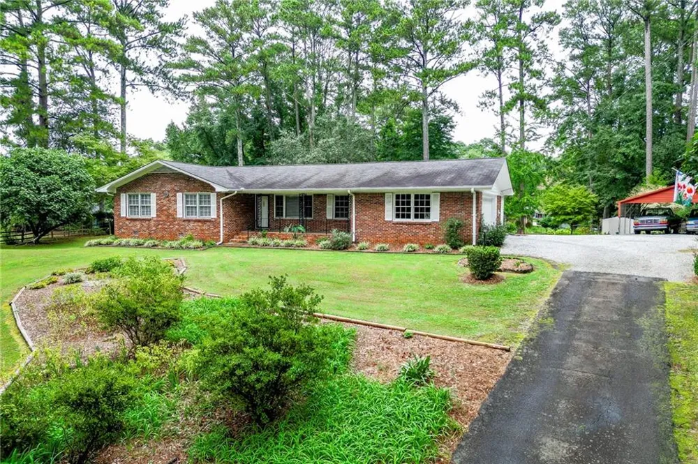 944 Beaver Ruin Road NW Lilburn, GA 30047