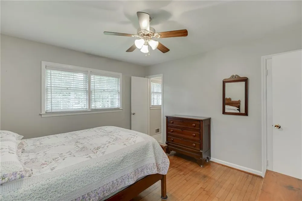944 Beaver Ruin Road NW Lilburn, GA 30047