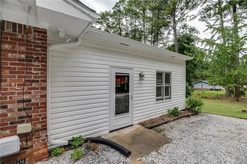 944 Beaver Ruin Road NW Lilburn, GA 30047