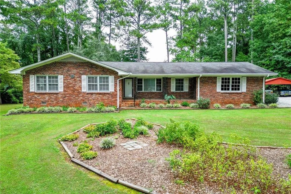 944 Beaver Ruin Road NW Lilburn, GA 30047