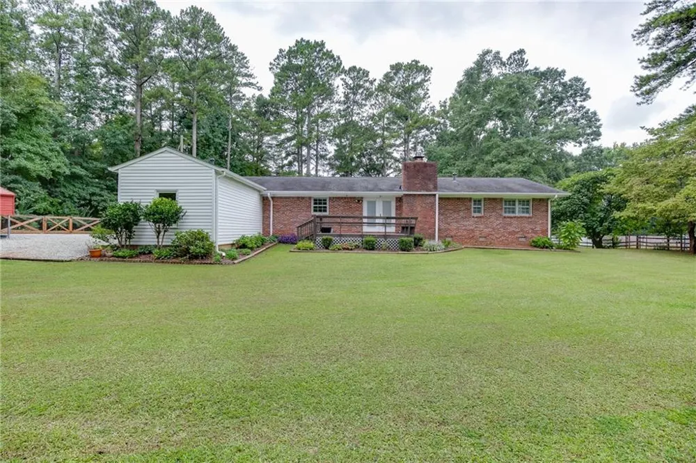 944 Beaver Ruin Road NW Lilburn, GA 30047