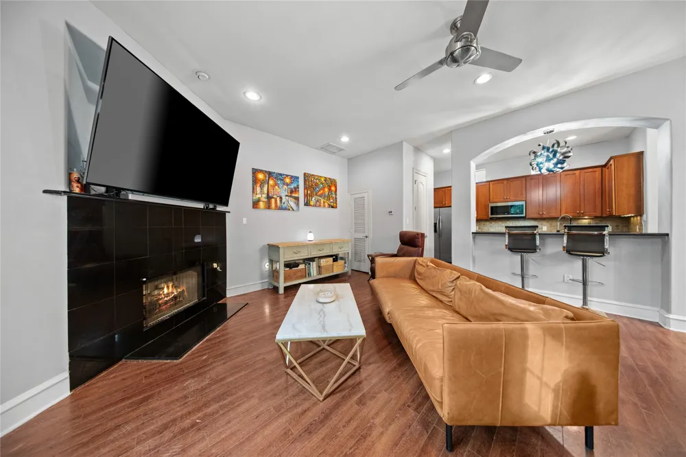 2022 Fitzhugh Avenue #B Dallas, TX 75204