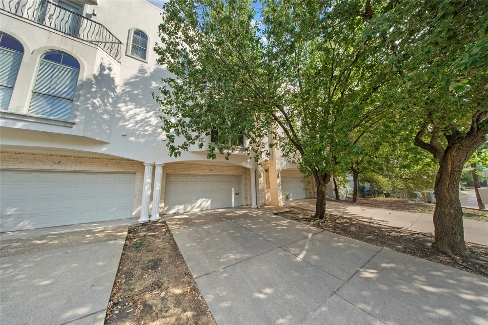 2022 Fitzhugh Avenue #B Dallas, TX 75204