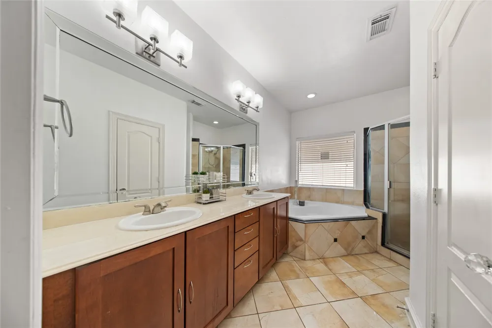 2022 Fitzhugh Avenue #B Dallas, TX 75204